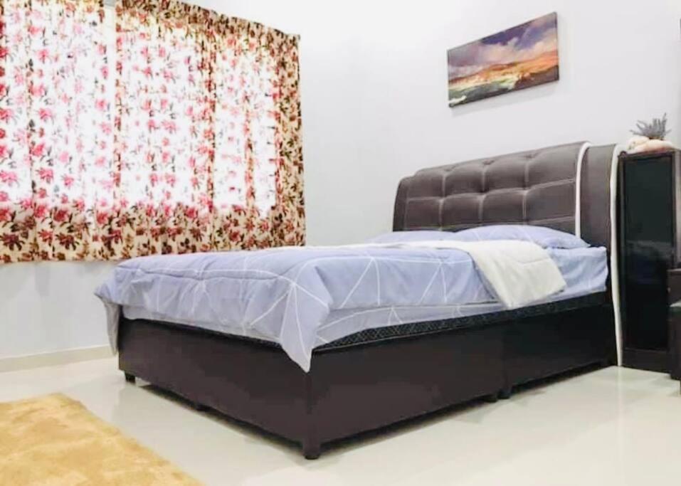 Kundang Villa @ Tasik Biru - 3 Bedrooms Bungalow Rawang Eksteriør bilde